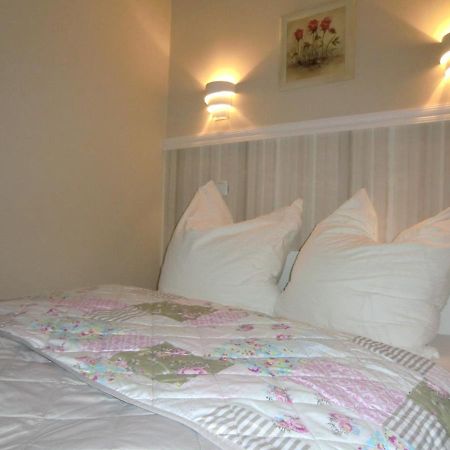 Ferienwohnung Rosenflair Schönebeck Esterno foto