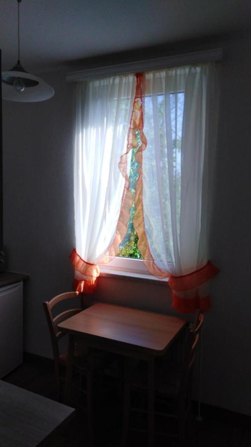 Ferienwohnung Rosenflair Schönebeck Esterno foto