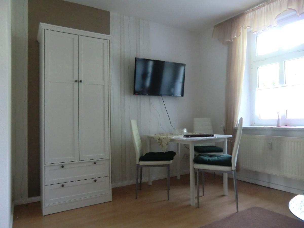 Ferienwohnung Rosenflair Schönebeck Esterno foto